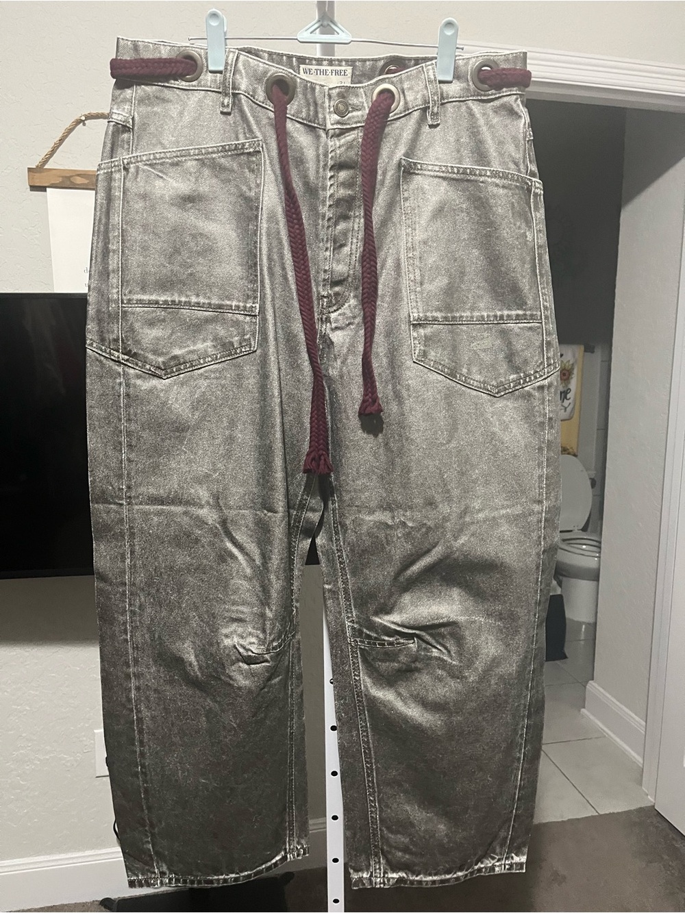 Free People Moxie Low Slung Barrel Jeans - Picture 2 of 5